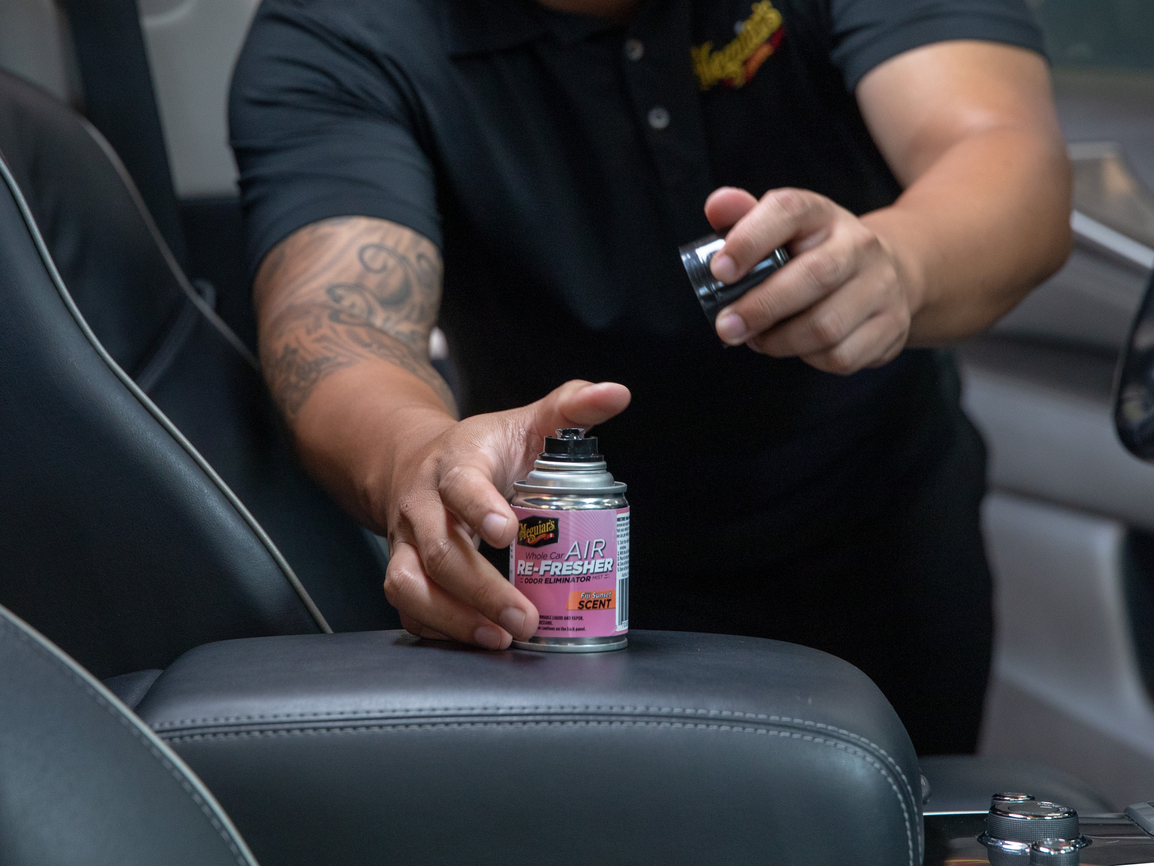 Meguiar's Air Re-Fresher. How I clean My Car 