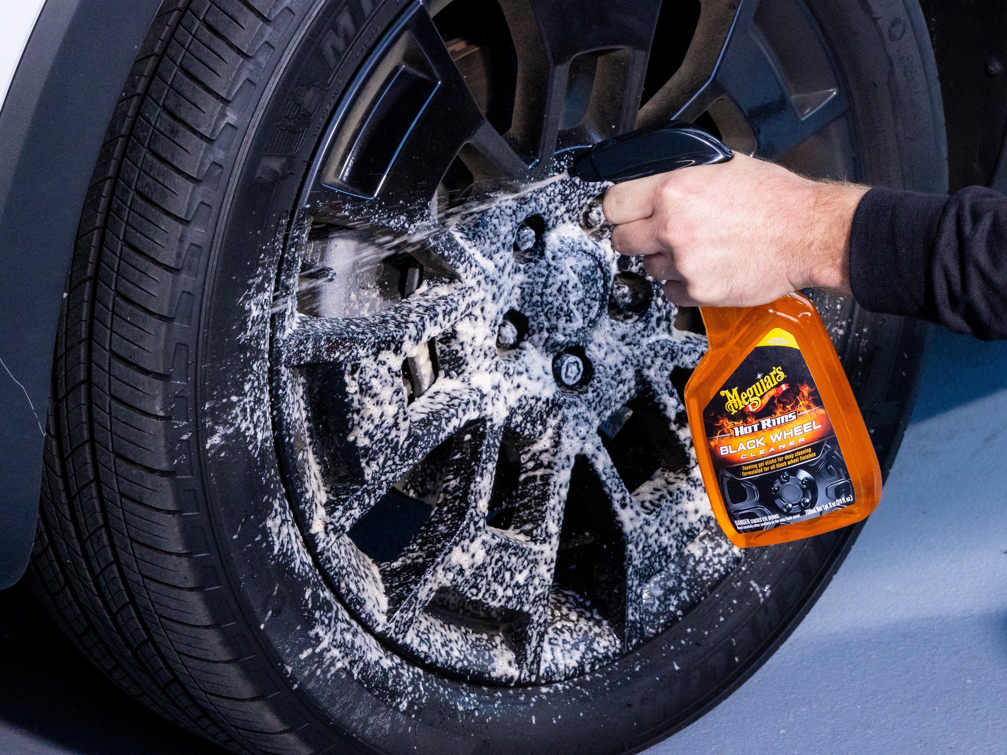 LOT/2 Meguiars Hot Rims Wheel Tire Cleaner Black Magic Tire Wet