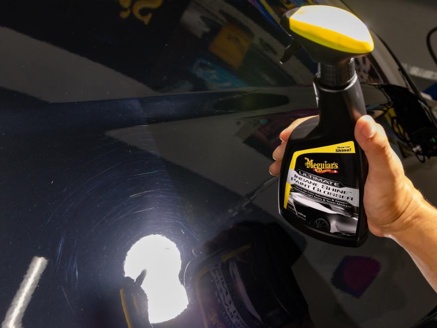 Missing that brilliant shine on your car's paint surface? Meguiar's Cleaner  Wax Paste is formulated with rich conditioning oils and a…