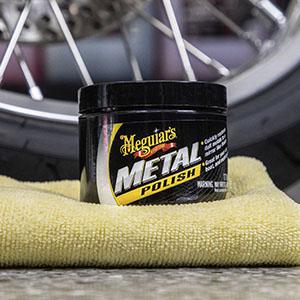 Met-All Aluminum Polish Cleans Polishes Heavy Oxidation on Aluminum 16 oz + Large Microfiber Cloth Works Wonders on Chrome, Gold, Nickel, Platinum, Fi